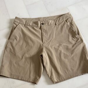 lululemon athletica Men's Beige Flat Front Shorts